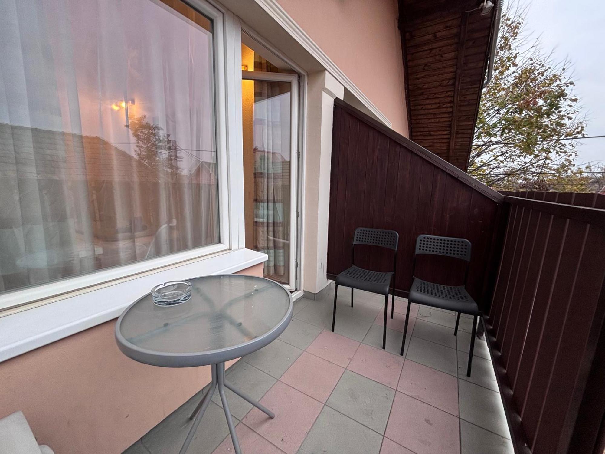 Bed and Breakfast Airportmax Panzio Vecsés Exterior foto