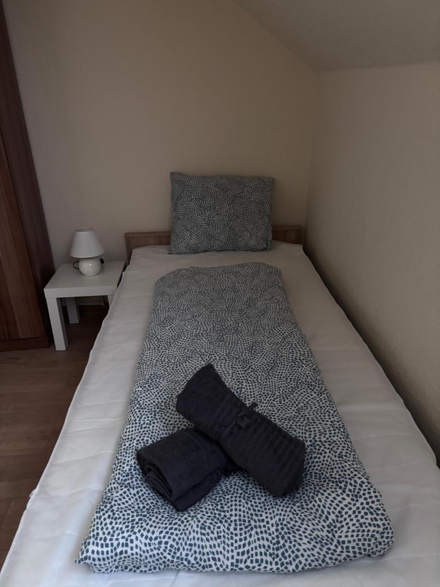 Bed and Breakfast Airportmax Panzio Vecsés Exterior foto