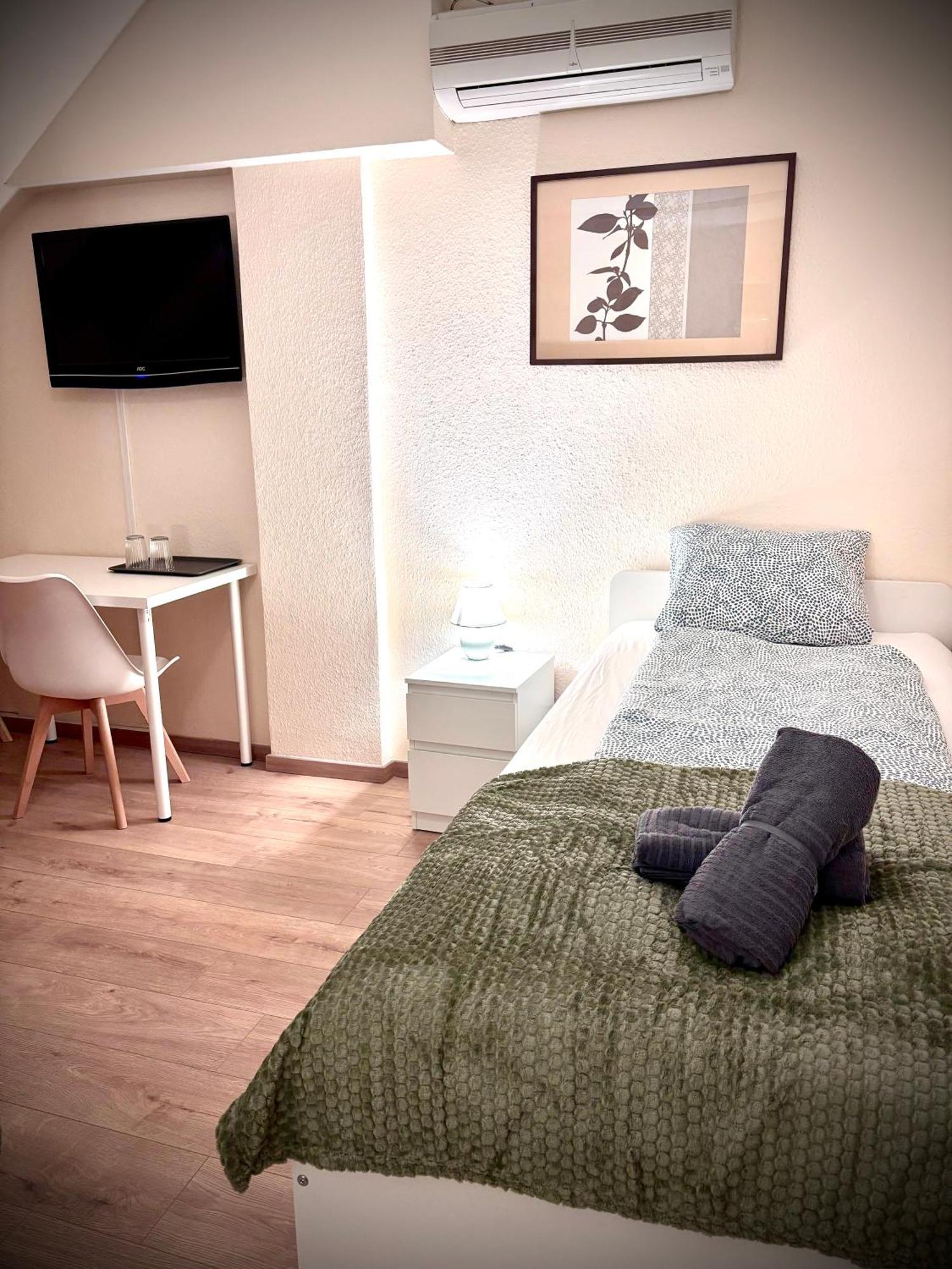Bed and Breakfast Airportmax Panzio Vecsés Exterior foto